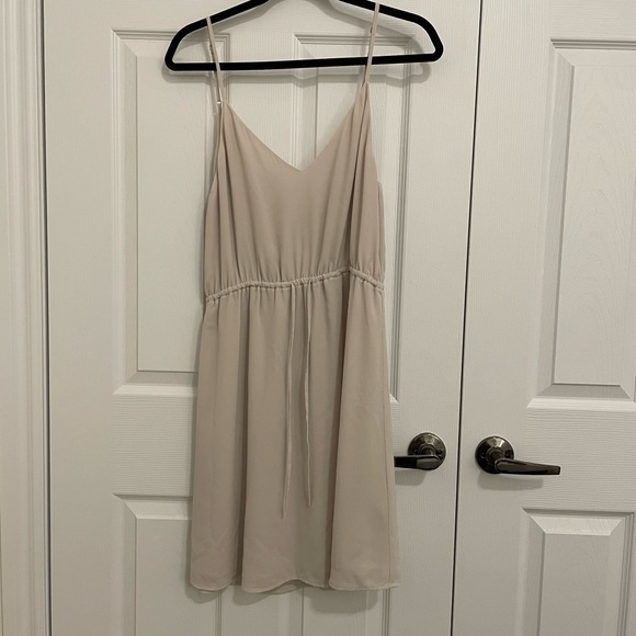 Aritzia Wilfred Casimir Dress in Bone - Picture 2 of 3